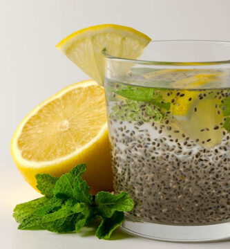 Agua de limon con chia