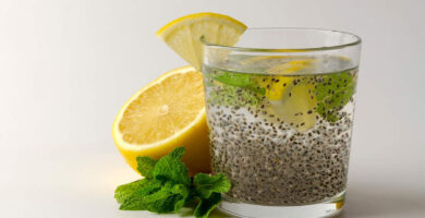 Agua de limon con chia